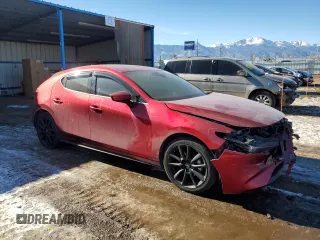 2022 Mazda Mazda3 Hatchback Premium with VIN JM1BPAML4N1502493, listed as a Copart auction lot 41916025 with 42,171 mi miles and Salvage Title. Bid and sale history available at carsss.com. Image 4.