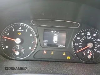 2019 Kia Sorento LX with VIN 5XYPGDA39KG554676, listed as a Copart auction lot 47882225 with 55,448 mi miles and Salvage Title. Bid and sale history available at carsss.com. Image 9.