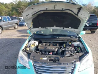 2014 Chrysler 200 Touring with VIN 1C3CCBBB6EN191162, listed as a IAAI auction lot 41743541 with 161,099 mi miles. Bid and sale history available at carsss.com. Image 10.
