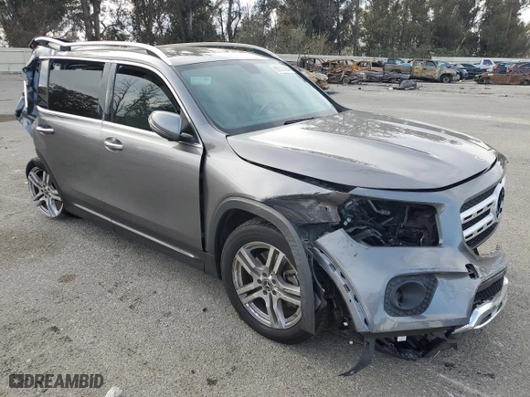 2021 Mercedes-Benz GLB with VIN W1N4M4HB7MW115208, listed as a Copart auction lot 86522624 with 0 mi miles and Salvage Title. Bid and sale history available at carsss.com. Image 4.