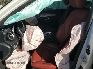 2016 Mercedes-Benz C 300 Luxury z VIN 55SWF4KBXGU153204, wystawiony jako Copart lot #47039875 z przebiegiem Nie podano mil oraz Szkoda całkowita • Salvage title. Historia ofert i sprzedaży dostępna na DreamBid. Obrazek 7.