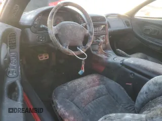 2001 Chevrolet Corvette with VIN 1G1YY32G915122862, listed as a Copart auction lot 81937694 with 0 mi miles and Salvage Title. Bid and sale history available at carsss.com. Image 8.