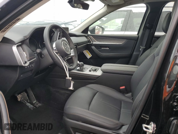 2025 Mazda CX-70 Preferred z VIN JM3KJBHD6S1115554, wystawiony jako Copart lot #74427204 z przebiegiem Nie podano mil oraz Szkody całkowita. Historia ofert i sprzedaży dostępna na DreamBid. Obrazek 7.