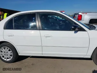 2005 Honda Civic Sdn LX with VIN 2HGES16545H523356, listed as a IAAI auction lot 41873220 with 71,886 mi miles. Bid and sale history available at carsss.com. Image 13.