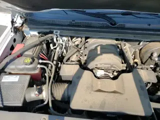 2019 Chevrolet Suburban LT с VIN 1GNSCHKC2KR289779, выставлен на аукционе Copart как лот 69132805 с пробегом 98 965 миль миль и Списание • Salvage title. История ставок и продаж доступна на DreamBid. Изображение 15.