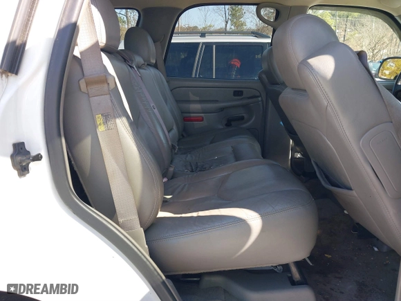 2004 Chevrolet Tahoe LT with VIN 1GNEC13Z34R150190, listed as a IAAI auction lot 41552515 with 258,473 mi miles. Bid and sale history available at carsss.com. Image 8.