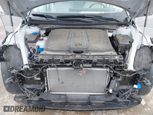 2022 Hyundai Ioniq 5 SEL z VIN KM8KNDAF0NU055189, wystawiony jako IAAI lot #42390538 z przebiegiem 37 542 mil mil oraz . Historia ofert i sprzedaży dostępna na DreamBid. Obrazek 10.
