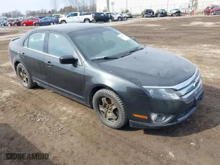 2011 Ford Fusion SE with VIN 3FAHP0HAXBR220587, listed as a IAAI auction lot 41791152 with 228,538 mi miles. Bid and sale history available at carsss.com. Image 1.