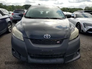 2009 Toyota Matrix S z VIN 2T1LE40E89C005242, wystawiony jako Copart lot #63149845 z przebiegiem Nie podano mil oraz Nie do naprawy • Non repairable. Historia ofert i sprzedaży dostępna na DreamBid. Obrazek 5.