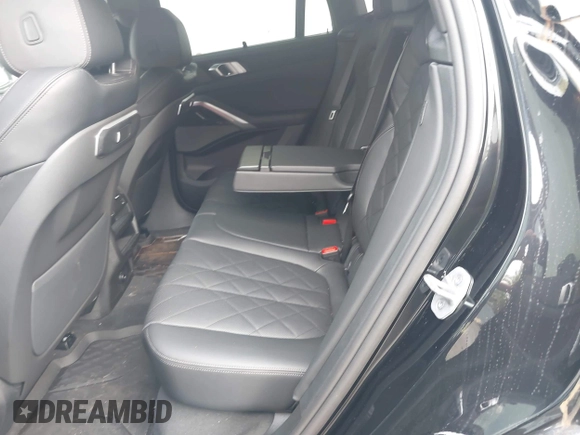 2025 BMW X6 xDrive40i with VIN 5UX33EX09S9Y89594, listed as a IAAI auction lot 42072438 with 460 mi miles and . Bid and sale history available at DreamBid. Image 8.
