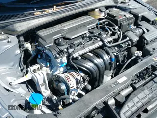 2025 Hyundai Elantra SEL Sport with VIN KMHLM4DG4SU932449, listed as a IAAI auction lot 43136852 with 6,275 mi miles and . Bid and sale history available at DreamBid. Image 20.