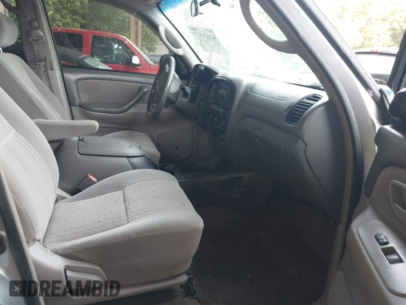 2004 Toyota Tundra SR5 with VIN 5TBDT441X4S465903, listed as a IAAI auction lot 42111517 with 283,929 mi miles and . Bid and sale history available at DreamBid. Image 5.