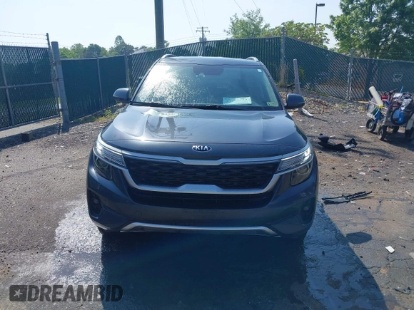 2021 Kia Seltos S z VIN KNDEUCAA2M7149395, wystawiony jako IAAI lot #42279753 z przebiegiem 27 074 mil mil oraz . Historia ofert i sprzedaży dostępna na DreamBid. Obrazek 13.