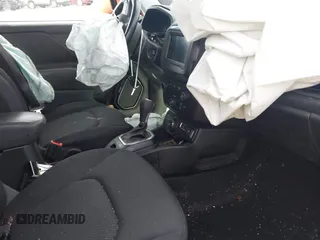 2020 Jeep Renegade Latitude с VIN ZACNJBBB6LPL13871, выставлен на аукционе IAAI как лот 42319405 с пробегом Не указан миль и . История ставок и продаж доступна на DreamBid. Изображение 5.