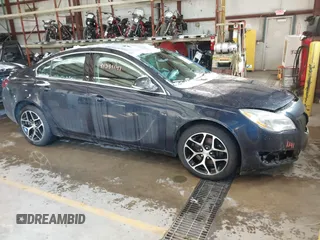 2017 Buick Regal Sport Touring with VIN 2G4GL5EX6H9113523, listed as a IAAI auction lot 41351141 with 157,322 mi miles. Bid and sale history available at carsss.com. Image 1.