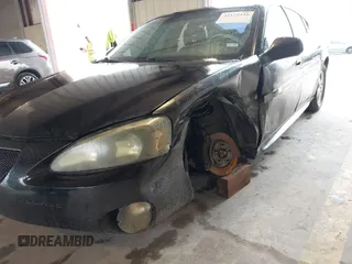 2006 Pontiac Grand Prix z VIN 2G2WP552661280702, wystawiony jako IAAI lot #42172530 z przebiegiem Nie podano mil oraz . Historia ofert i sprzedaży dostępna na DreamBid. Obrazek 6.