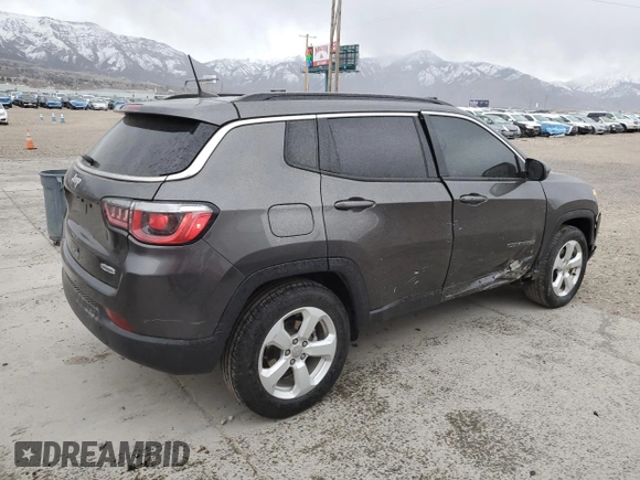 2019 Jeep Compass Latitude z VIN 3C4NJCBB3KT756088, wystawiony jako Copart lot #48747535 z przebiegiem 63 572 mil mil oraz Szkoda całkowita • Salvage title. Historia ofert i sprzedaży dostępna na DreamBid. Obrazek 3.