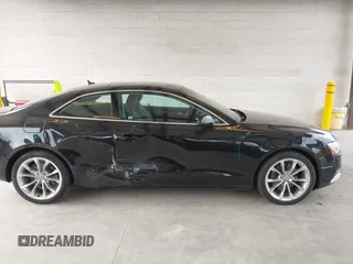 2013 Audi A5 Premium Plus z VIN WAULFAFR1DA004529, wystawiony jako IAAI lot #42345041 z przebiegiem 96 393 mil mil oraz . Historia ofert i sprzedaży dostępna na DreamBid. Obrazek 13.