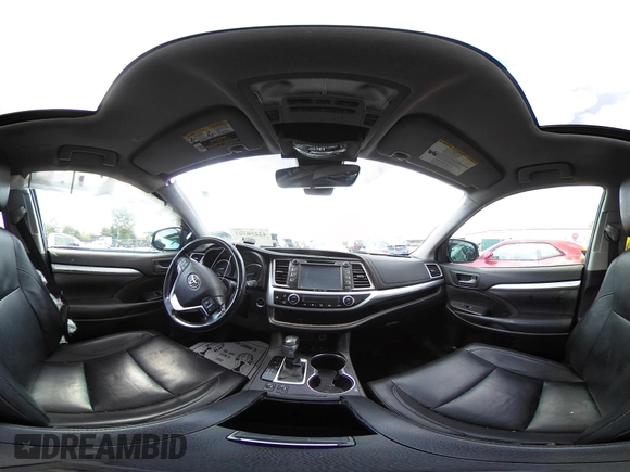 2019 Toyota Highlander SE with VIN 5TDJZRFH2KS975689, listed as a IAAI auction lot 42250723 with 88,043 mi miles and . Bid and sale history available at DreamBid. Image 18.