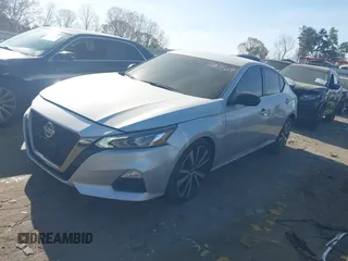2020 Nissan Altima SR with VIN 1N4BL4CV0LC209584, listed as a IAAI auction lot 41900005 with 74,540 mi miles and . Bid and sale history available at carsss.com. Image 17.