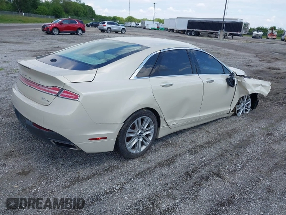 2014 Lincoln MKZ z VIN 3LN6L2G96ER833211, wystawiony jako IAAI lot #42352364 z przebiegiem 46 834 mil mil oraz . Historia ofert i sprzedaży dostępna na DreamBid. Obrazek 4.