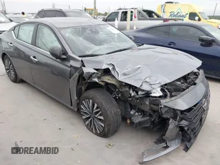 2024 Nissan Altima SV with VIN 1N4BL4DVXRN321904, listed as a IAAI auction lot 42822649 with 33,326 mi miles and . Bid and sale history available at DreamBid. Image 1.