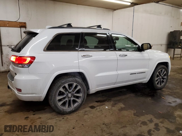 2018 Jeep Grand Cherokee High Altitude with VIN 1C4RJFCG8JC405989, listed as a Copart auction lot 45655675 with 111,201 mi miles and Salvage Title. Bid and sale history available at carsss.com. Image 3.