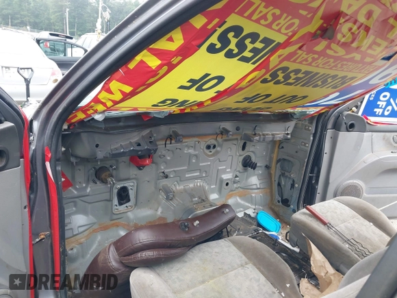 2008 Kia Sorento LX z VIN KNDJC735085852715, wystawiony jako IAAI lot #40113362 z przebiegiem Nie podano mil oraz . Historia ofert i sprzedaży dostępna na DreamBid. Obrazek 7.