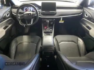 2024 Jeep Compass Latitude Lux with VIN 3C4NJDFN5RT155253, listed as a Copart auction lot 42655665 with 2,130 mi miles and Salvage title. Bid and sale history available at DreamBid. Image 8.