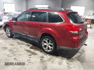 2013 Subaru Outback Premium with VIN 4S4BRBCC7D3319637, listed as a IAAI auction lot 42180996 with 186,705 mi miles and . Bid and sale history available at carsss.com. Image 3.