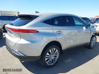 2024 Toyota Venza LE with VIN JTEAAAAH3RJ186695, listed as a IAAI auction lot 41837242 with 7,031 mi miles. Bid and sale history available at carsss.com. Image 4.