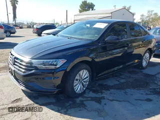 2020 Volkswagen Jetta S с VIN 3VWCB7BUXLM046580, выставлен на аукционе IAAI как лот 41109757 с пробегом 29 748 миль миль и . История ставок и продаж доступна на DreamBid. Изображение 18.