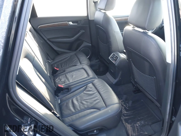 2014 Audi Q5 Premium Plus z VIN WA1CMAFP9EA043906, wystawiony jako IAAI lot #41382488 z przebiegiem 117 677 mil mil oraz . Historia ofert i sprzedaży dostępna na DreamBid. Obrazek 8.