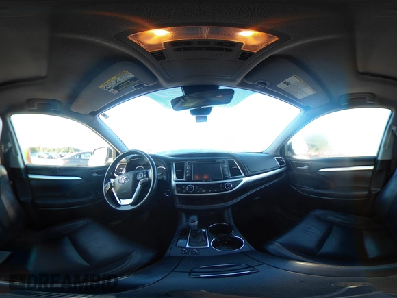2018 Toyota Highlander SE with VIN 5TDKZRFH7JS531369, listed as a IAAI auction lot 42671645 with 130,222 mi miles and . Bid and sale history available at DreamBid. Image 18.