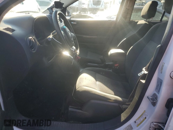 2017 Jeep Compass Sport SE with VIN 1C4NJCBA5HD124764, listed as a Copart auction lot 86616914 with 148,234 mi miles and Salvage title. Bid and sale history available at DreamBid. Image 7.