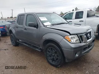 2020 Nissan Frontier S z VIN 1N6ED0EAXLN714976, wystawiony jako IAAI lot #41344549 z przebiegiem Nie podano mil oraz . Historia ofert i sprzedaży dostępna na DreamBid. Obrazek 1.