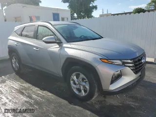 2024 Hyundai Tucson SEL with VIN 5NMJB3DE8RH383589, listed as a Copart auction lot 52766245 with 29,063 mi miles and Clean Title. Bid and sale history available at carsss.com. Image 4.