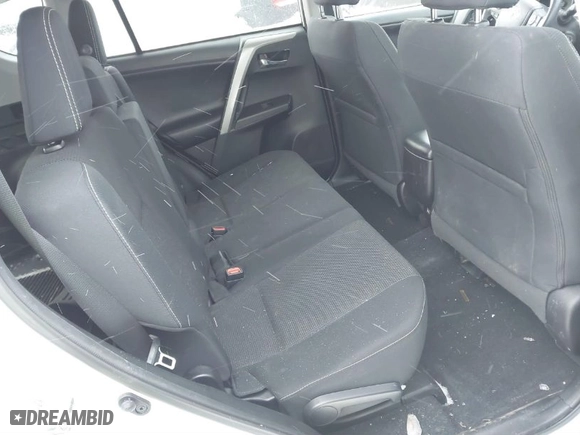 2018 Toyota RAV4 XLE with VIN 2T3RFREV1JW792915, listed as a IAAI auction lot 41607455 with 67,840 mi miles. Bid and sale history available at carsss.com. Image 8.