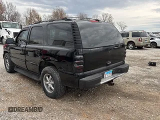 2002 GMC Yukon SLE z VIN 1GKEC13Z62R254487, wystawiony jako Copart lot #47266555 z przebiegiem 281 876 mil mil oraz Czysty tytuł • Clean title. Historia ofert i sprzedaży dostępna na DreamBid. Obrazek 3.