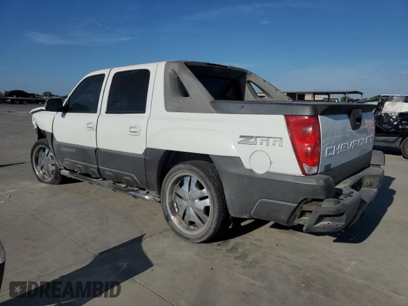 2003 Chevrolet Avalanche with VIN 3GNEC13T13G186356, listed as a Copart auction lot 77680024 with Not Provided miles and Salvage Title. Bid and sale history available at DreamBid. Image 2.