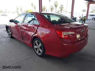 2014 Toyota Camry L with VIN 4T1BF1FK6EU781222, listed as a IAAI auction lot 42000801 with 175,994 mi miles. Bid and sale history available at carsss.com. Image 3.