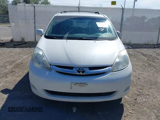 2008 Toyota Sienna XLE with VIN 5TDBK22CX8S013241, listed as a IAAI auction lot 42609126 with 201,919 mi miles and . Bid and sale history available at DreamBid. Image 6.