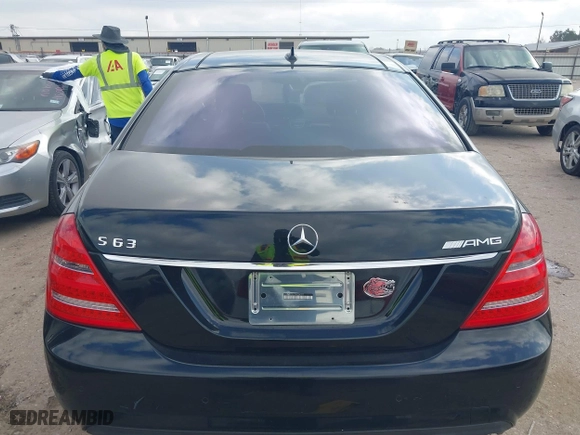 2013 Mercedes-Benz S-Class S 63 AMG with VIN WDDNG7EB1DA504597, listed as a IAAI auction lot 41505669 with 123,429 mi miles. Bid and sale history available at carsss.com. Image 16.