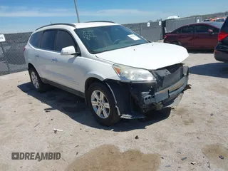 2012 Chevrolet Traverse 1LT z VIN 1GNKVGED7CJ326382, wystawiony jako IAAI lot #41858806 z przebiegiem 190 849 mil mil oraz . Historia ofert i sprzedaży dostępna na DreamBid. Obrazek 1.