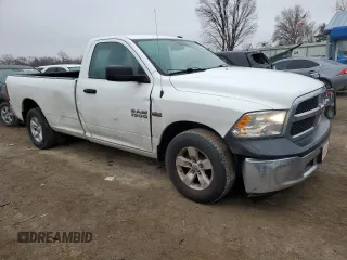 2018 Ram 1500 Tradesman z VIN 3C6JR6DT1JG234203, wystawiony jako Copart lot #43992345 z przebiegiem 98 180 mil mil oraz Szkoda całkowita • Salvage title. Historia ofert i sprzedaży dostępna na DreamBid. Obrazek 4.
