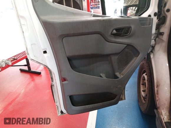 2015 Ford Transit Cargo with VIN 1FTNE1YM4FKA87516, listed as a IAAI auction lot 42901216 with 269,921 mi miles and . Bid and sale history available at DreamBid. Image 52.