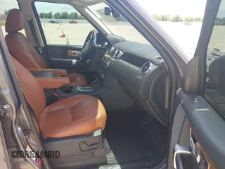 2016 Land Rover LR4 HSE Lux with VIN SALAK2V69GA833946, listed as a IAAI auction lot 42527377 with 80,195 mi miles and . Bid and sale history available at DreamBid. Image 5.