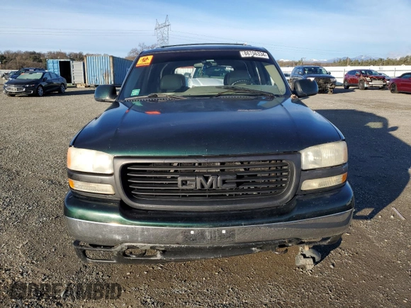 2001 GMC Yukon SLT with VIN 1GKEK13T31R208399, listed as a Copart auction lot 86766334 with 0 mi miles and Salvage Title. Bid and sale history available at carsss.com. Image 5.