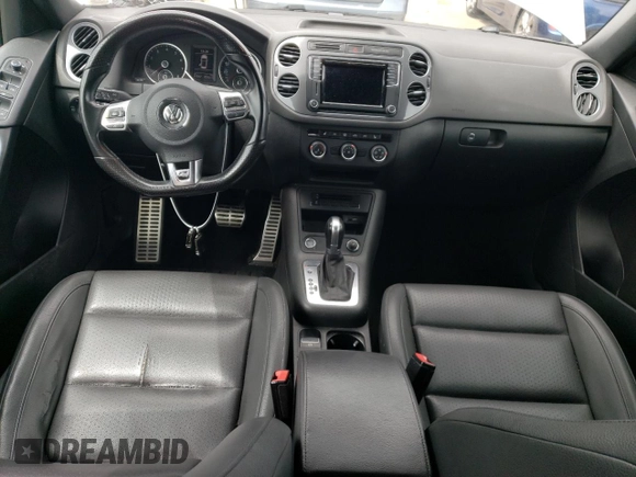 2016 Volkswagen Tiguan SE with VIN WVGBV7AX5GW060549, listed as a Copart auction lot 54997694 with 81,567 mi miles and Salvage Title. Bid and sale history available at DreamBid. Image 8.