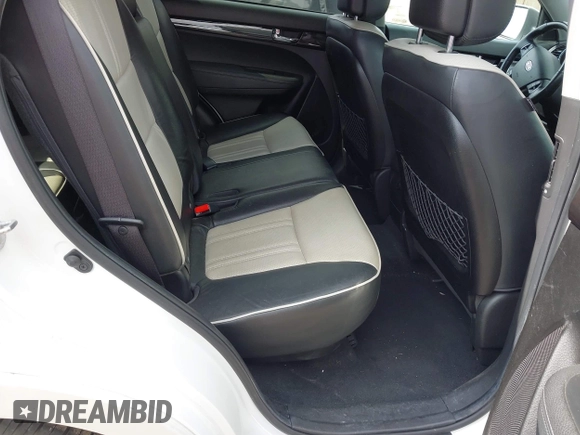2012 Kia Sorento SX z VIN 5XYKWDA23CG231228, wystawiony jako IAAI lot #42366536 z przebiegiem 154 627 mil mil oraz . Historia ofert i sprzedaży dostępna na DreamBid. Obrazek 8.